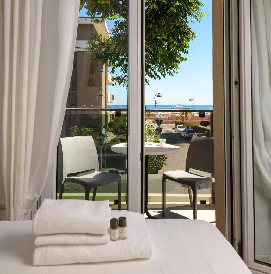רימיני Residence Royal מראה חיצוני תמונה