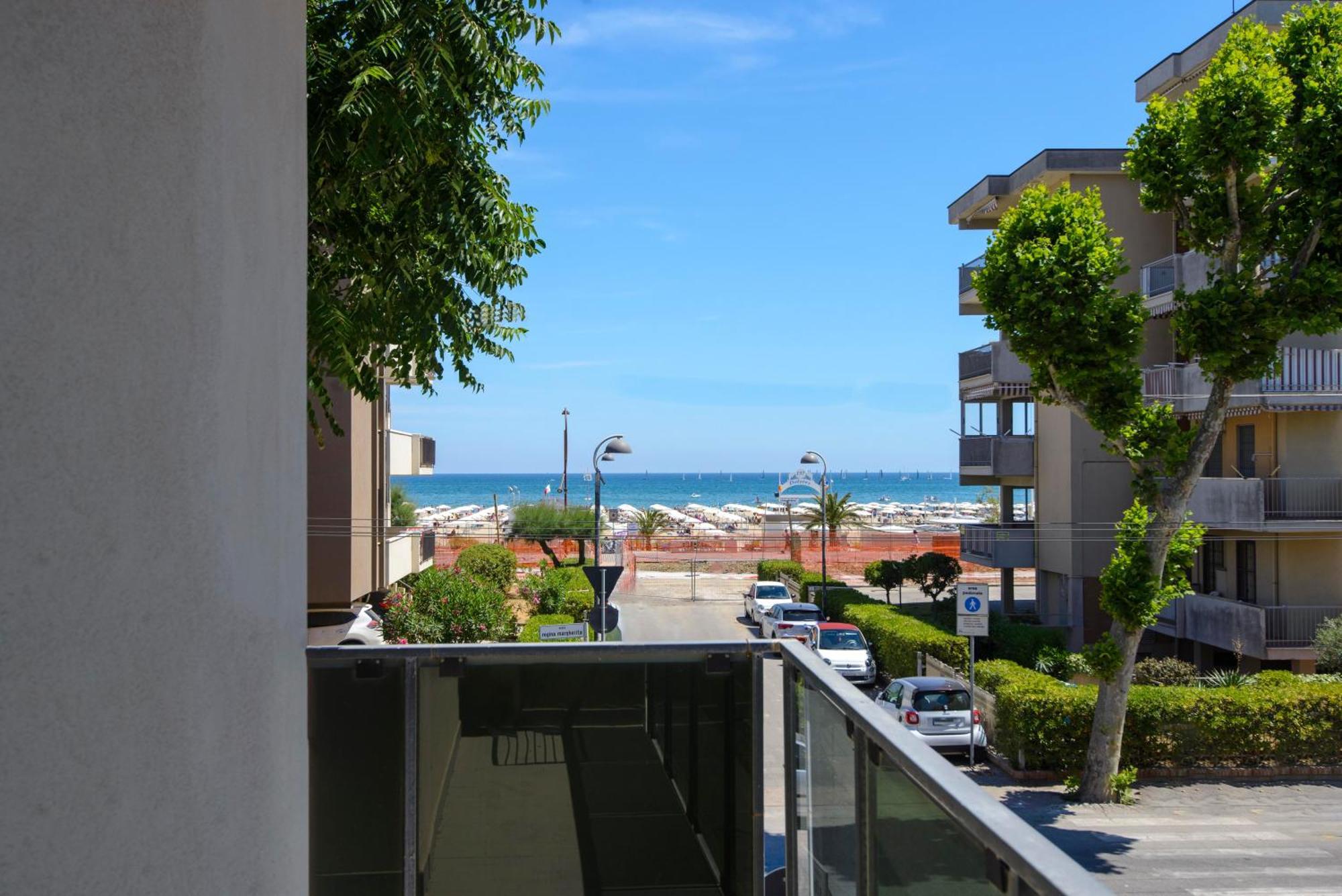 רימיני Residence Royal מראה חיצוני תמונה