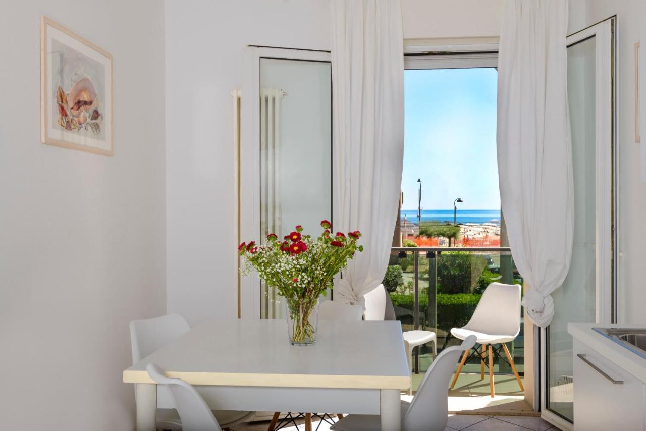 רימיני Residence Royal מראה חיצוני תמונה