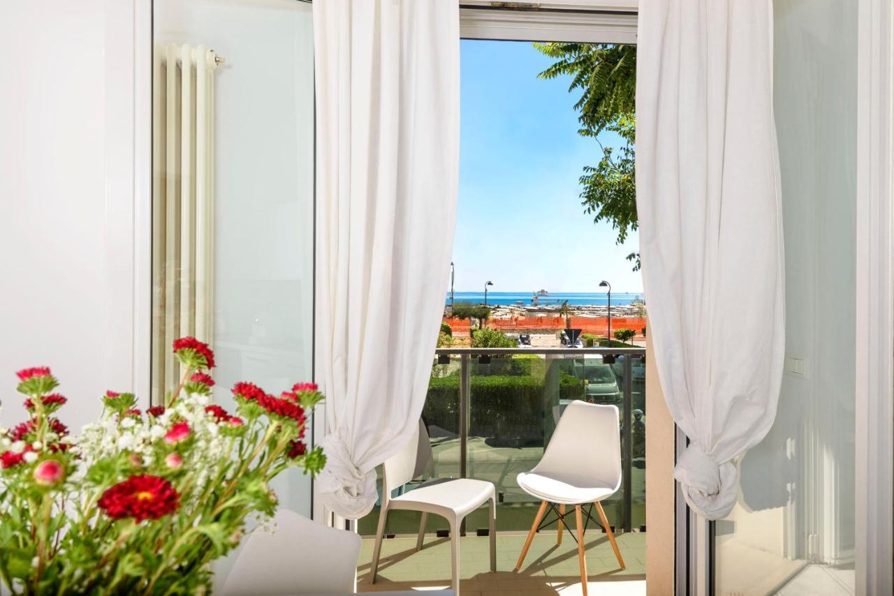 רימיני Residence Royal מראה חיצוני תמונה