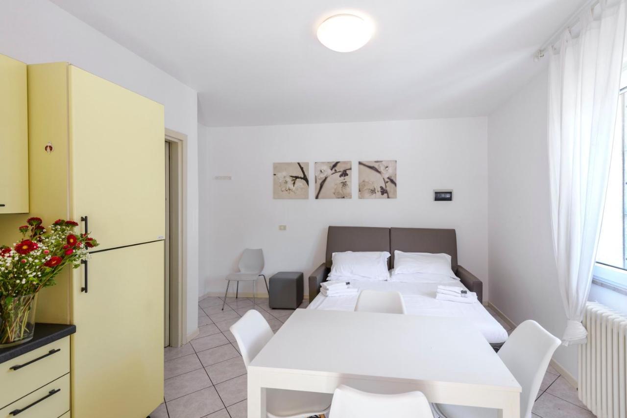 רימיני Residence Royal מראה חיצוני תמונה