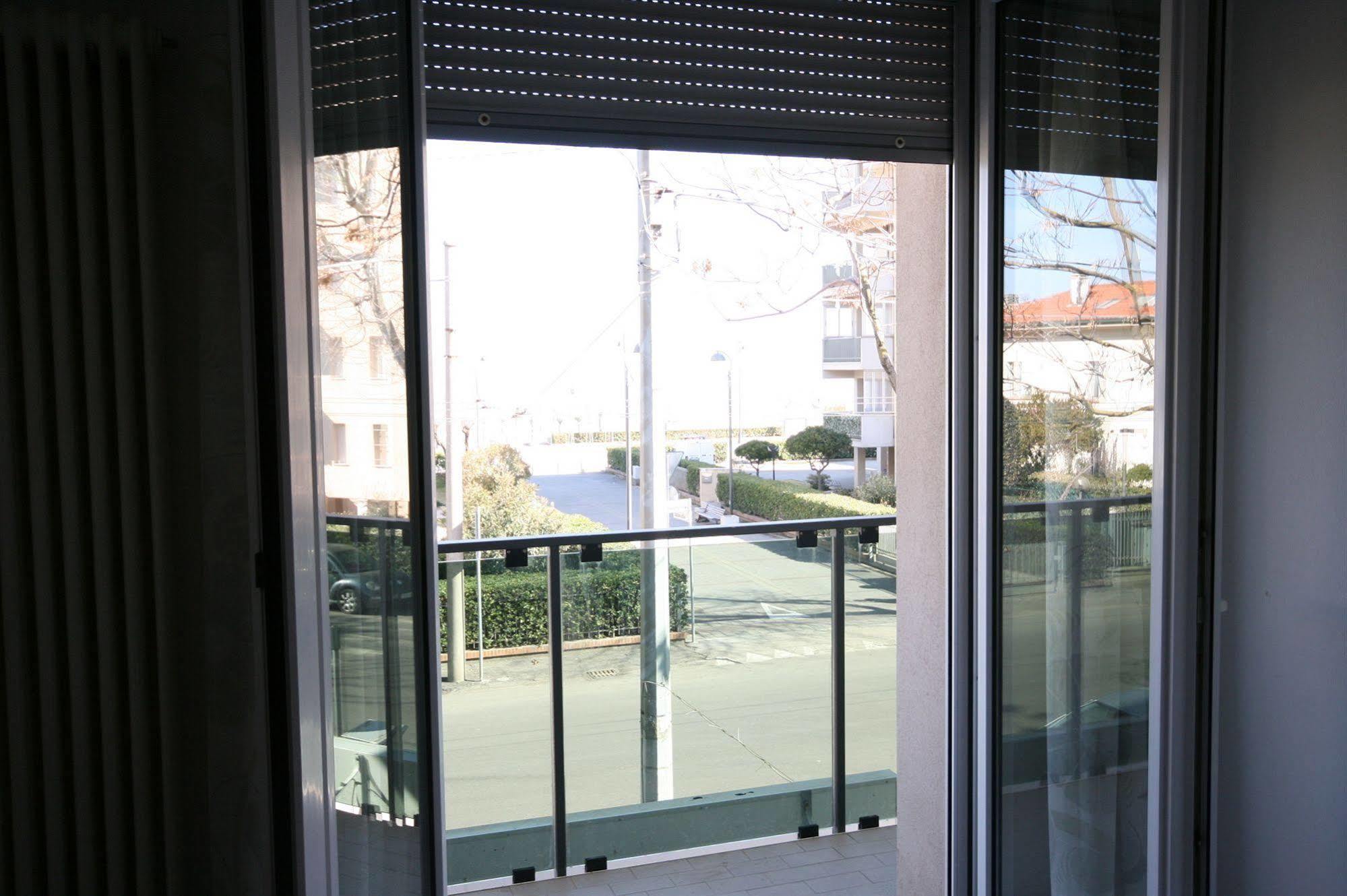 רימיני Residence Royal מראה חיצוני תמונה